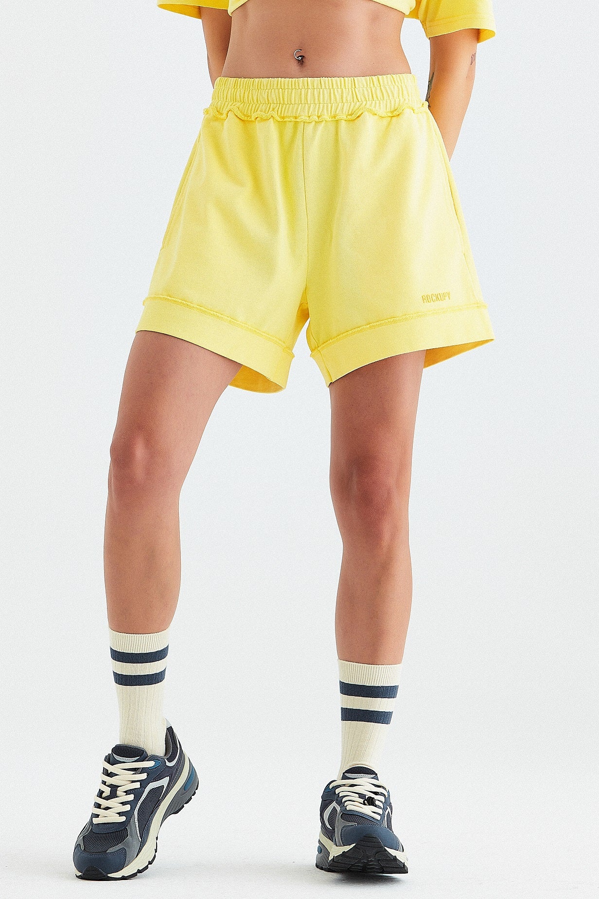 Shorts für Damen Lilly in Gelb
