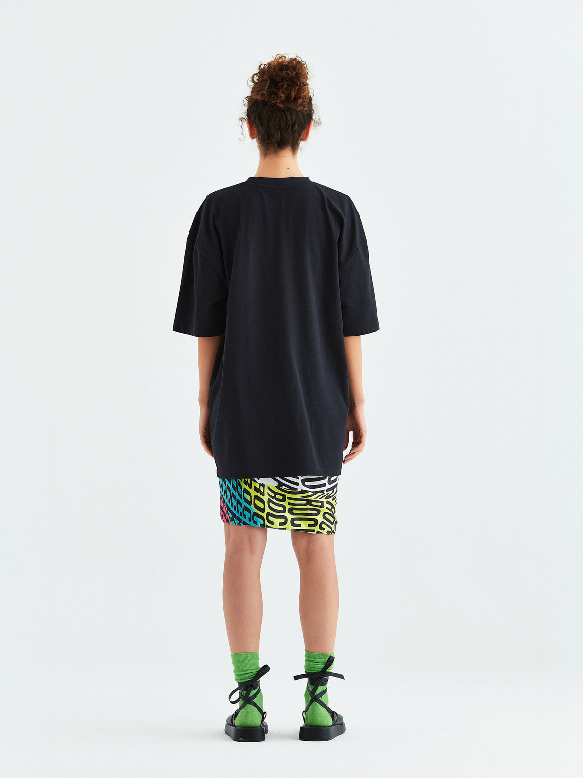 Oversize T-Shirt Unisex Silver in Schwarz