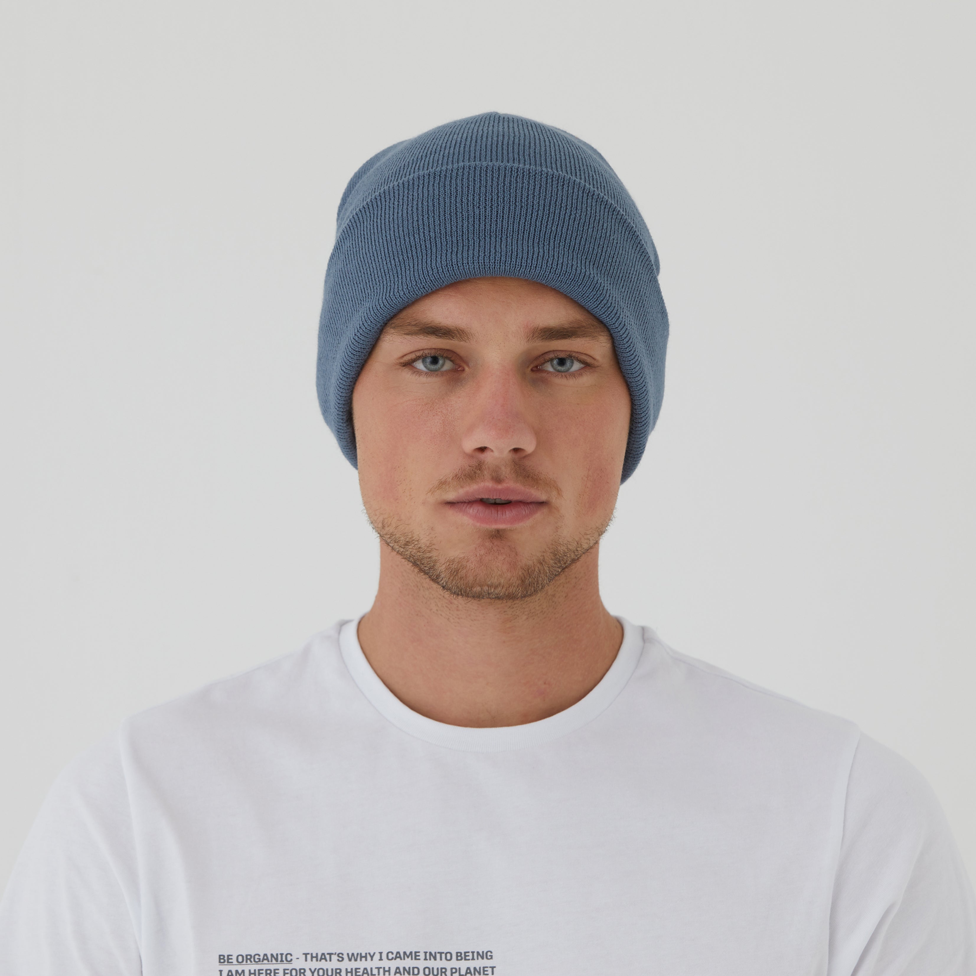 Beanie Unisex in Ashleigh Blau